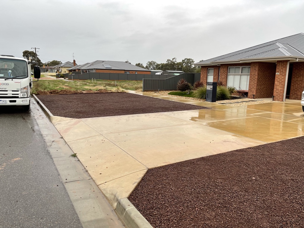 Nature strip gravel